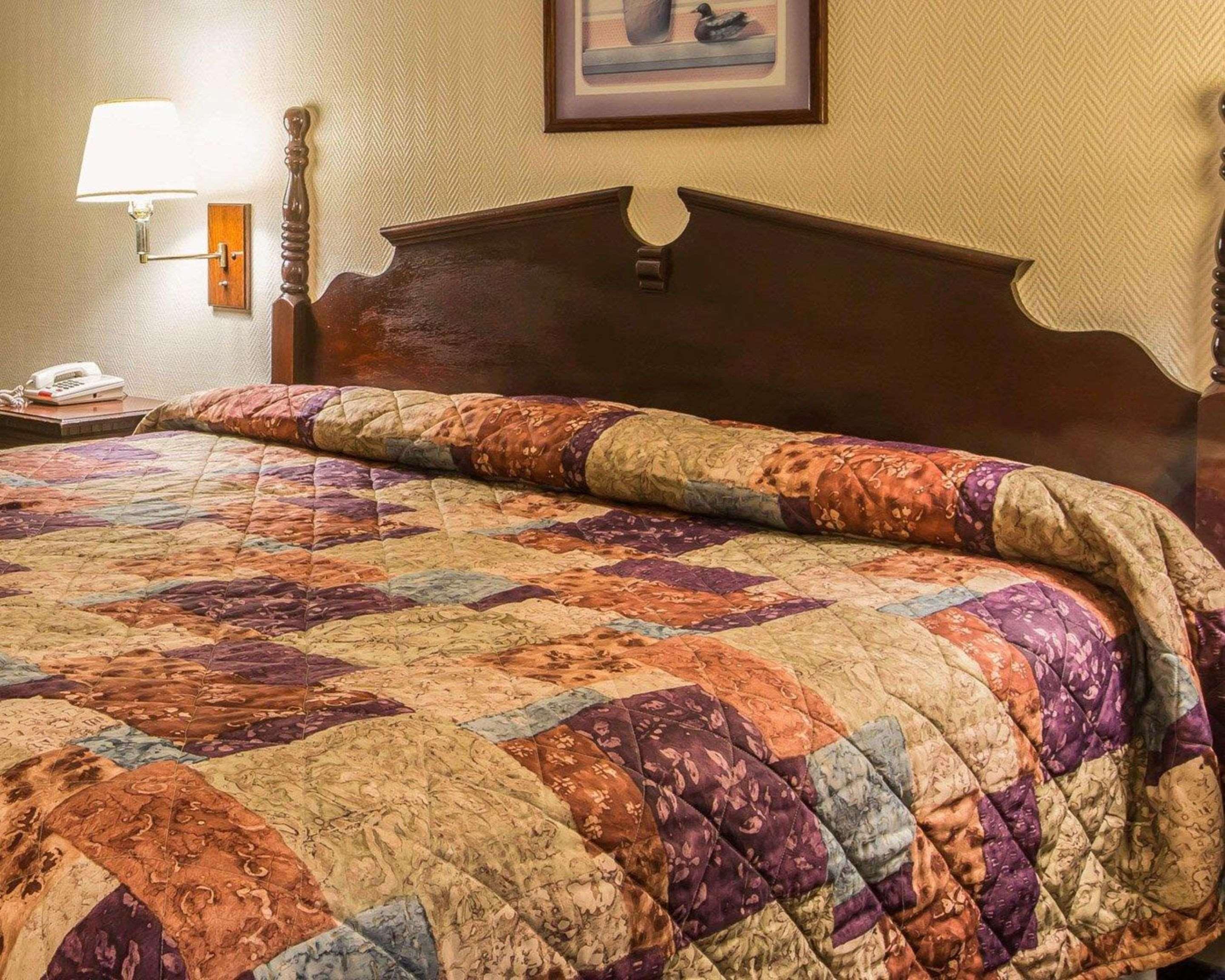 Rodeway Inn Phenix City Exteriör bild