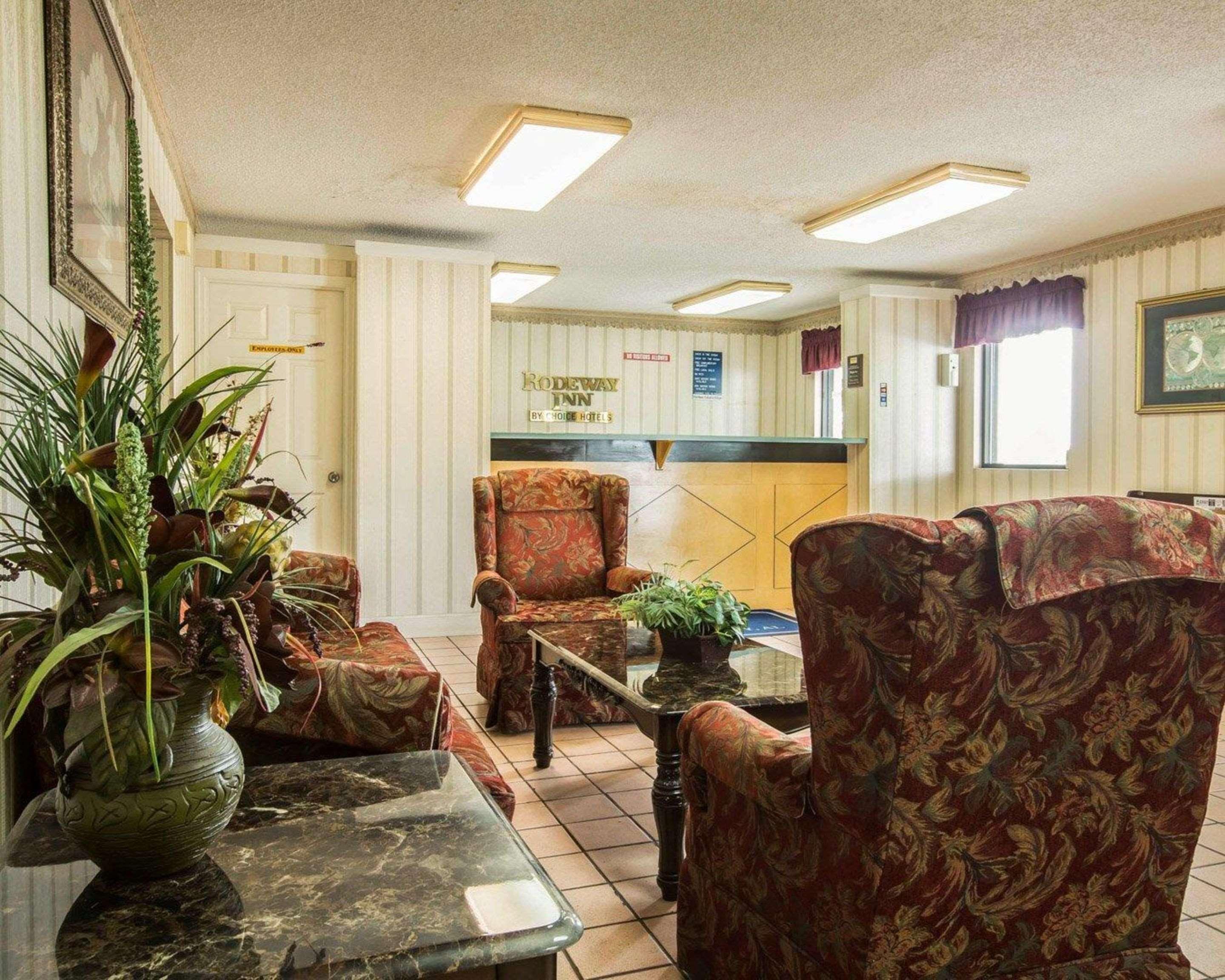 Rodeway Inn Phenix City Exteriör bild